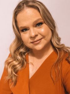 JULIA MUTZENBERG ZIRBES